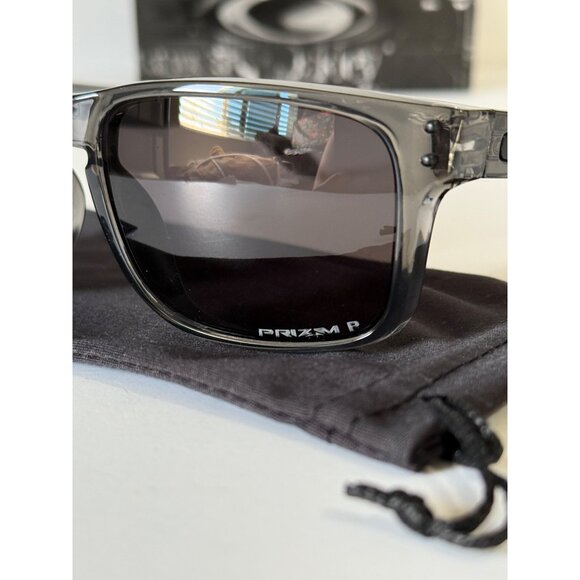 Oakley Holbrook Smoke Gray Frame 9102  Prizm Polarized Black - Picture 2 of 7